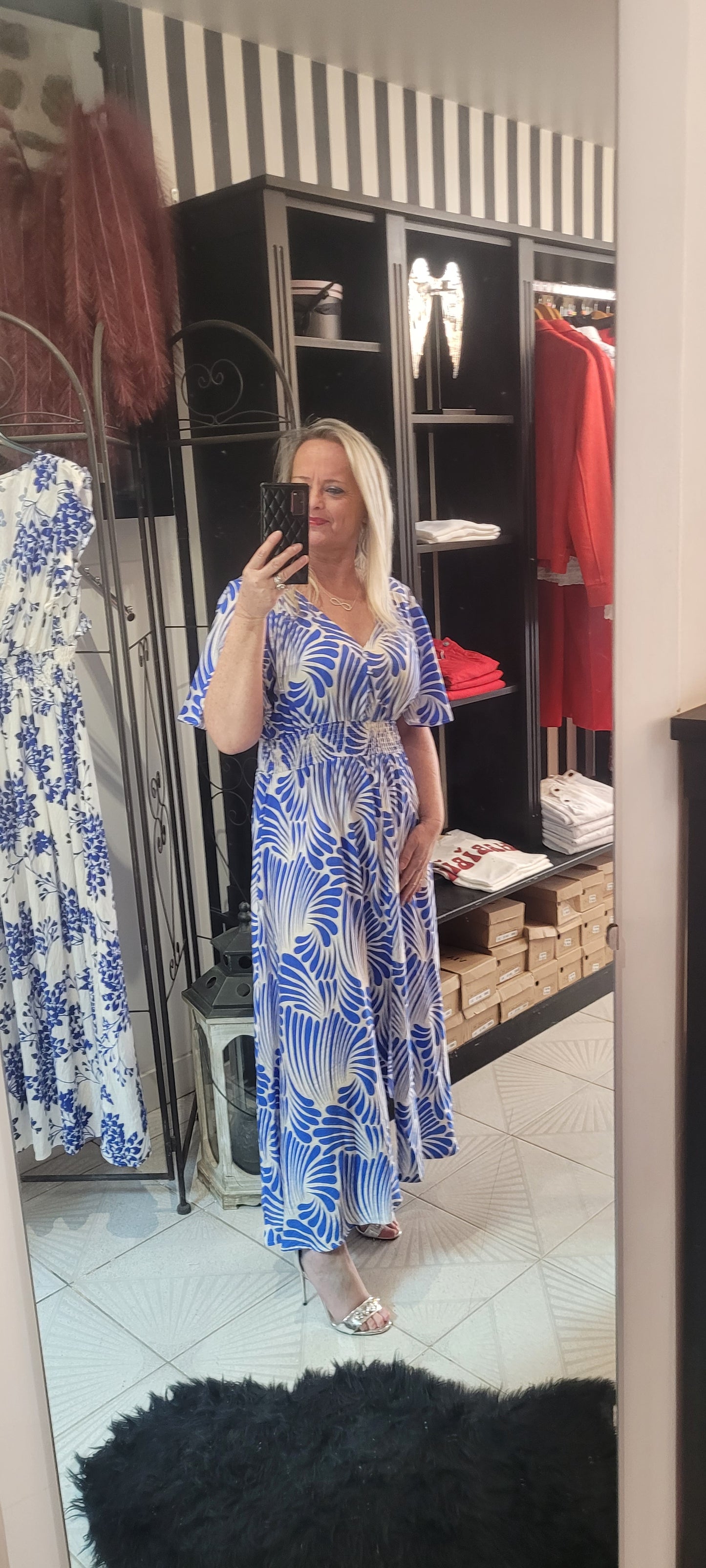 Robe Yael